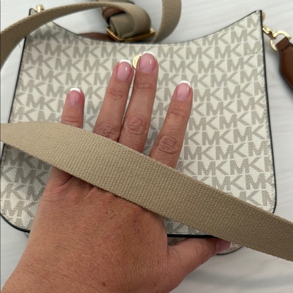 Michael Kors Cream and Brown Crossbody Bag with Gold-Tone Hardware - Picture 6 of 6